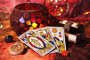 Voyance en ligne : guide honnête pour bien choisir
